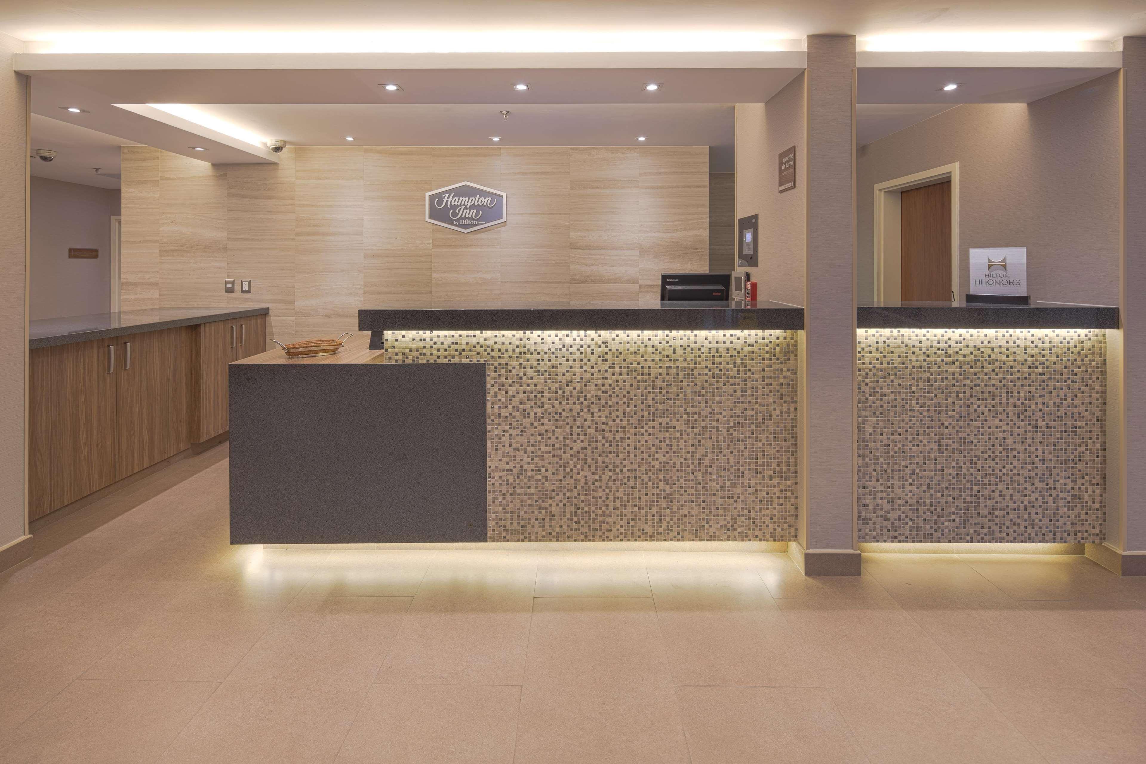 Hampton By Hilton Monterrey Galerias Obispado Exterior foto
